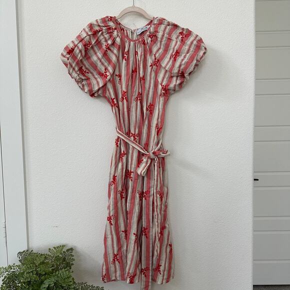 NWOT Never A Wallflower Embroidered Jewel Neck Dress in True Red - Picture 2 of 9